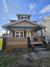 Building Photo - 2108 3rd St SE