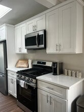 Building Photo - 1348 Olivine Ave