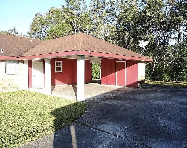 Carport - 111 Terry Dr