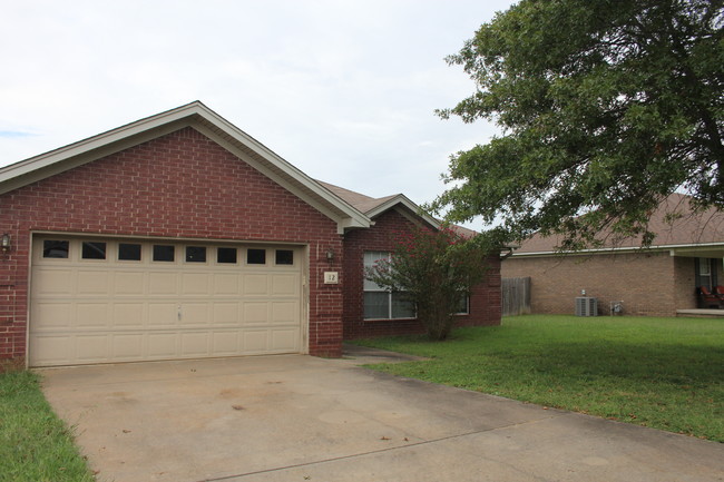 Building Photo - 12 Nevada Ln