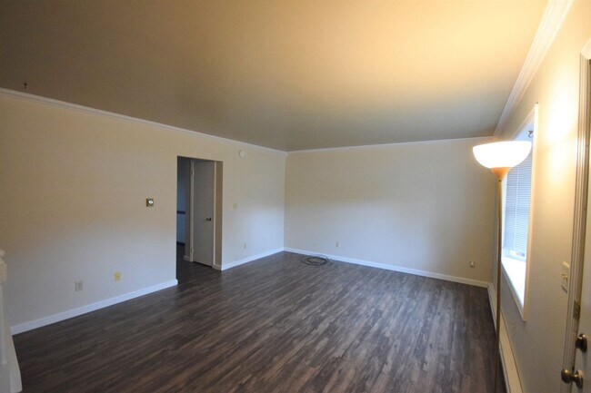 Foto del edificio - Brick Townhome in Park Forest!