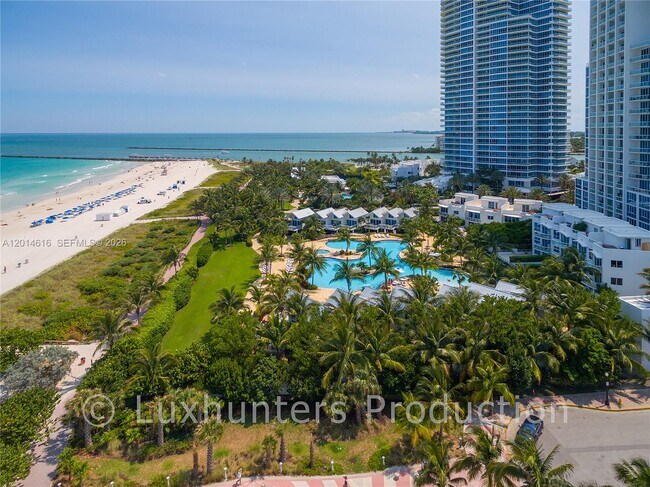 Foto del edificio - 50 South Pointe Dr