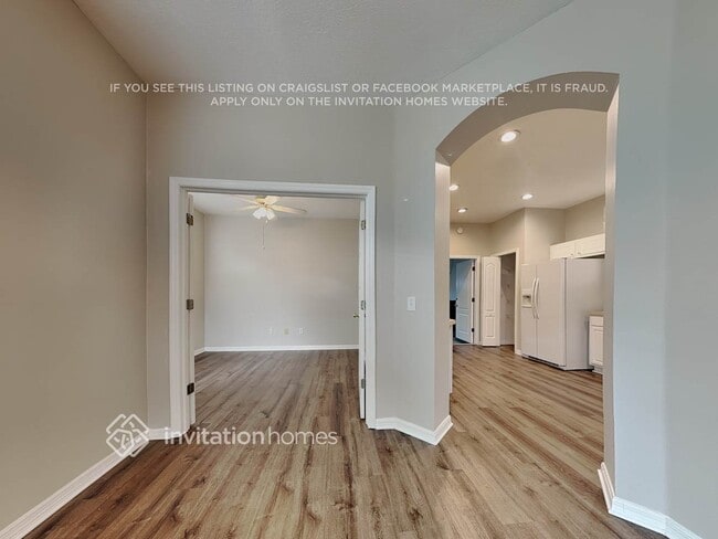 Building Photo - 17905 Havenview Ln