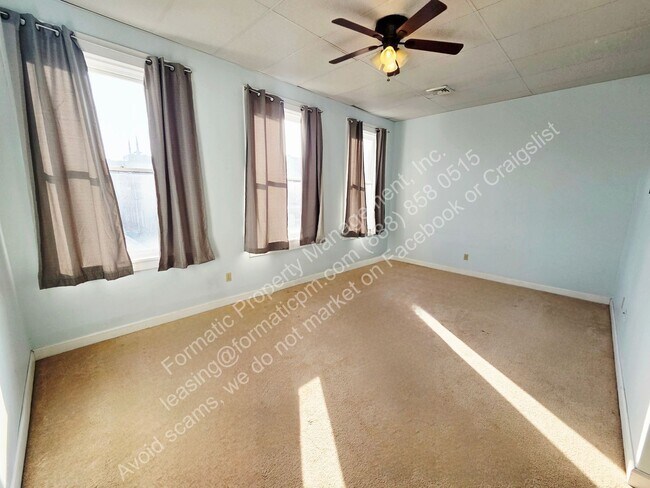 Foto del edificio - 38 W Market St
