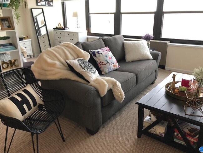 Foto del edificio - 1560 N Sandburg Ter