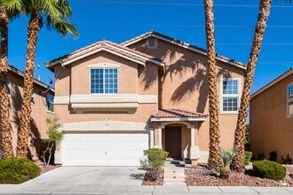 Building Photo - 7534 Luna Del Rey St