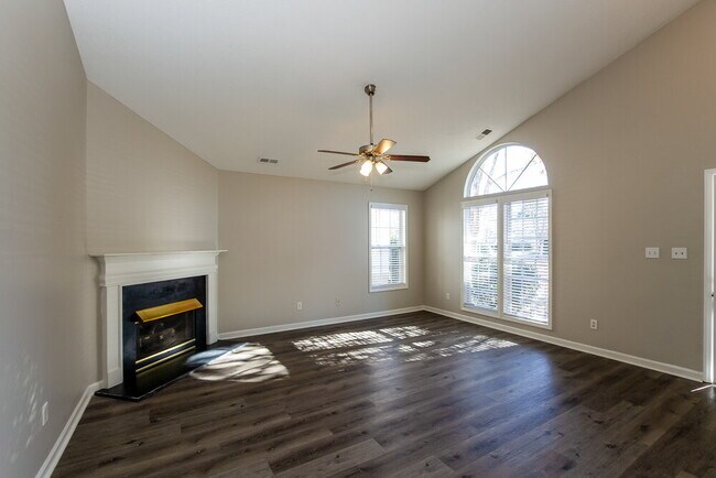 Building Photo - 9033 Shenington Pl