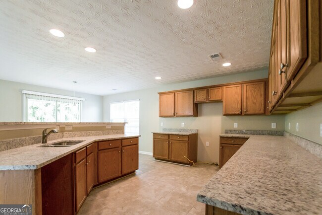 Foto del edificio - 2791 Groovers Lake Point