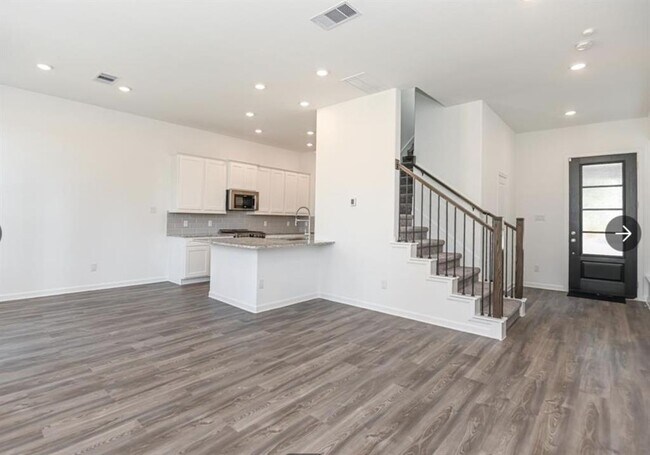 Building Photo - 530 Dry Fork Ln