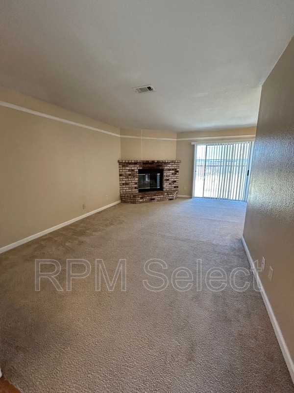 Building Photo - 825 Osprey Way