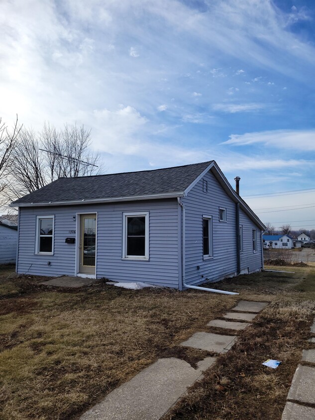 Primary Photo - 1306 6th Ave