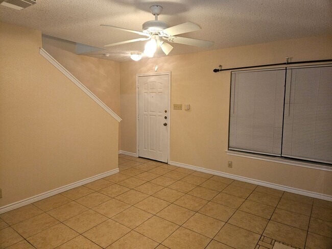 Foto del edificio - Affordable 3 Bedroom near Medical Center!