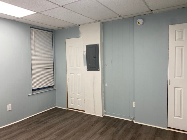 Building Photo - 4107 Frederick Ave