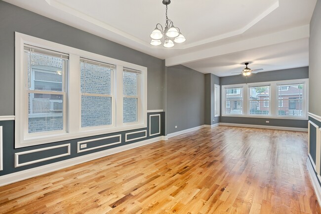 Building Photo - 1249 N Mason Ave