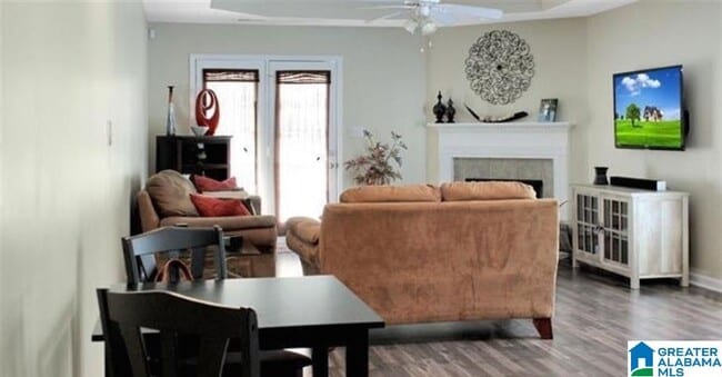 Foto del edificio - 2516 Forest Lakes Ln