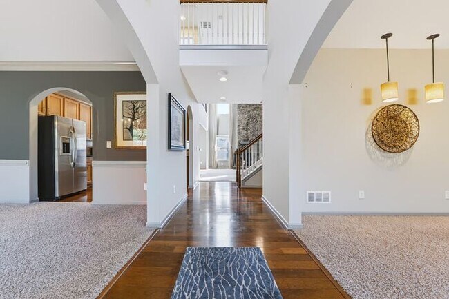 Foto del edificio - 4269 Woods Creek Ln
