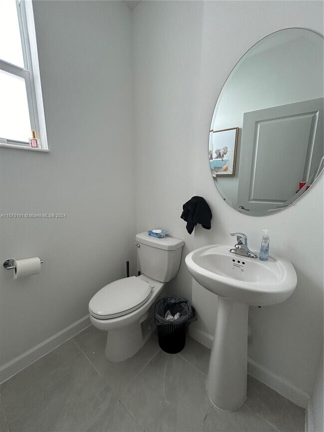 Foto del edificio - 2321 NW 131st Cir