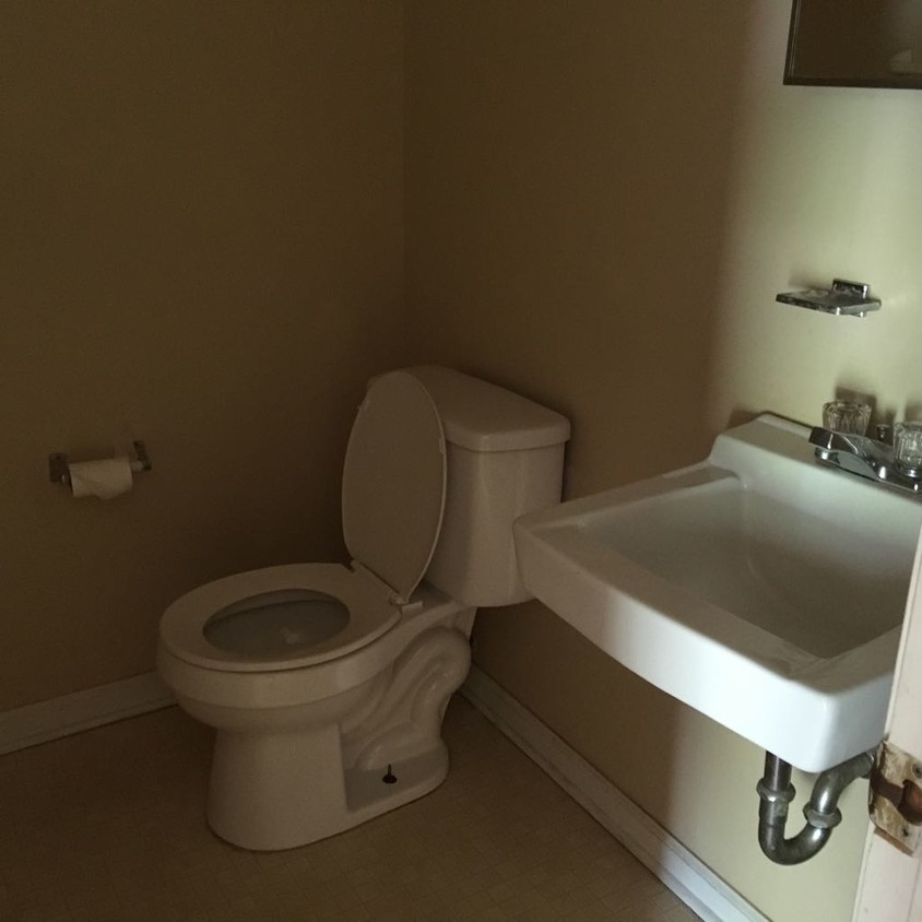 Bathroom - 164 Stephen Dr