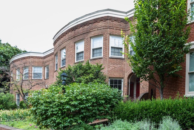 Foto del edificio - 516 6th St SE