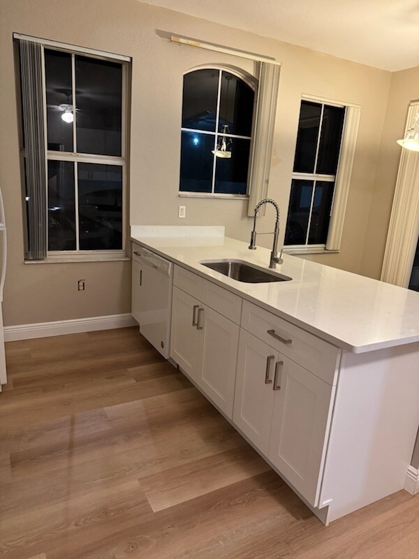 Building Photo - 5028 Sunridge Palms Dr