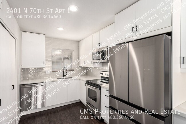 Building Photo - 2401 N 70th St