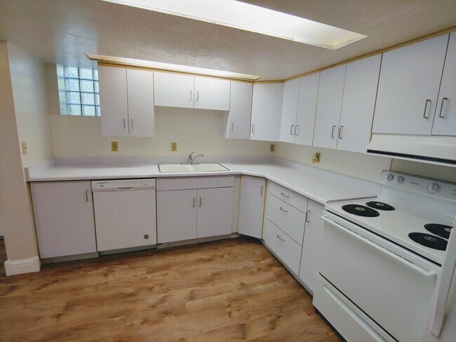 Foto del edificio - 1177 E 500 N