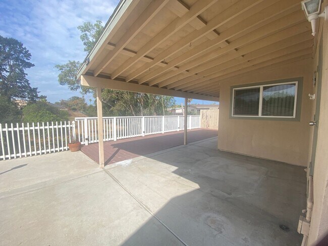 Foto del edificio - 3765-67 Merrimac Avenue