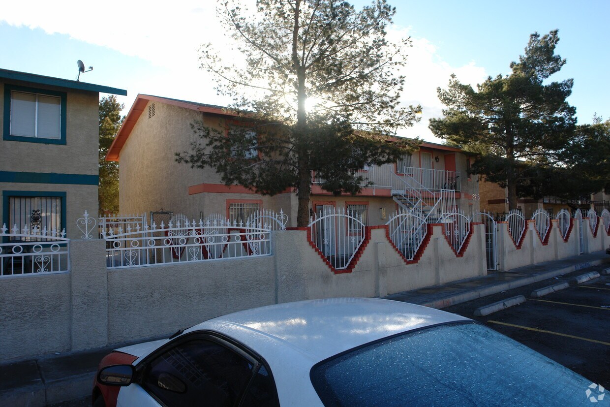 Building Photo - 3216 Figler Ct