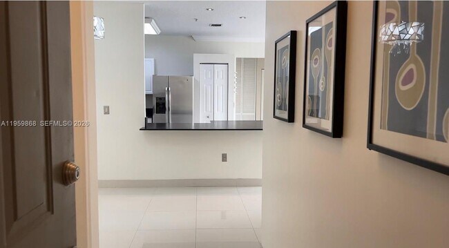 Foto del edificio - 4702 SW 160th Ave