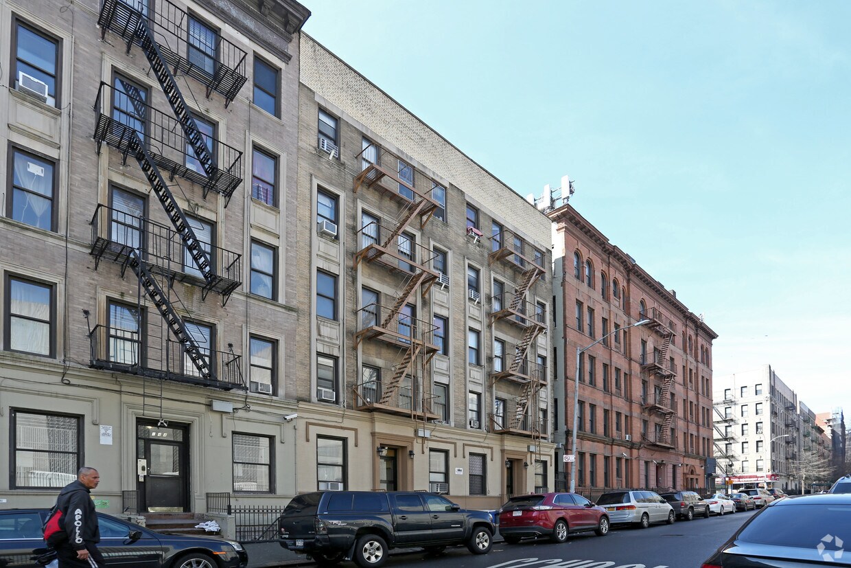Primary Photo - 172 W 109th St