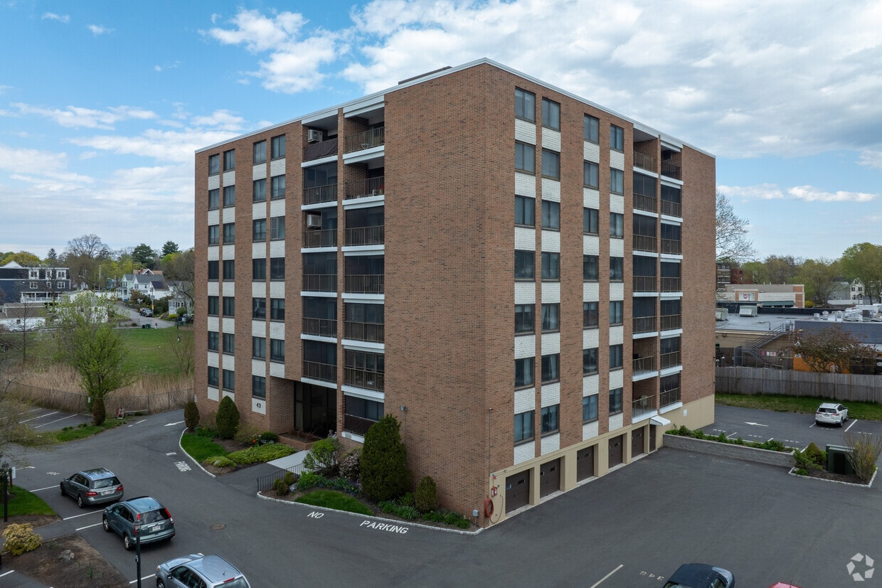 Melrose Towers Condominium Apartments in Melrose, MA