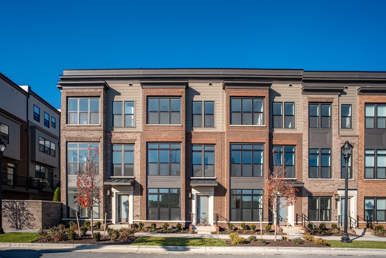 Puerta principal - 5504 Topaz Ln