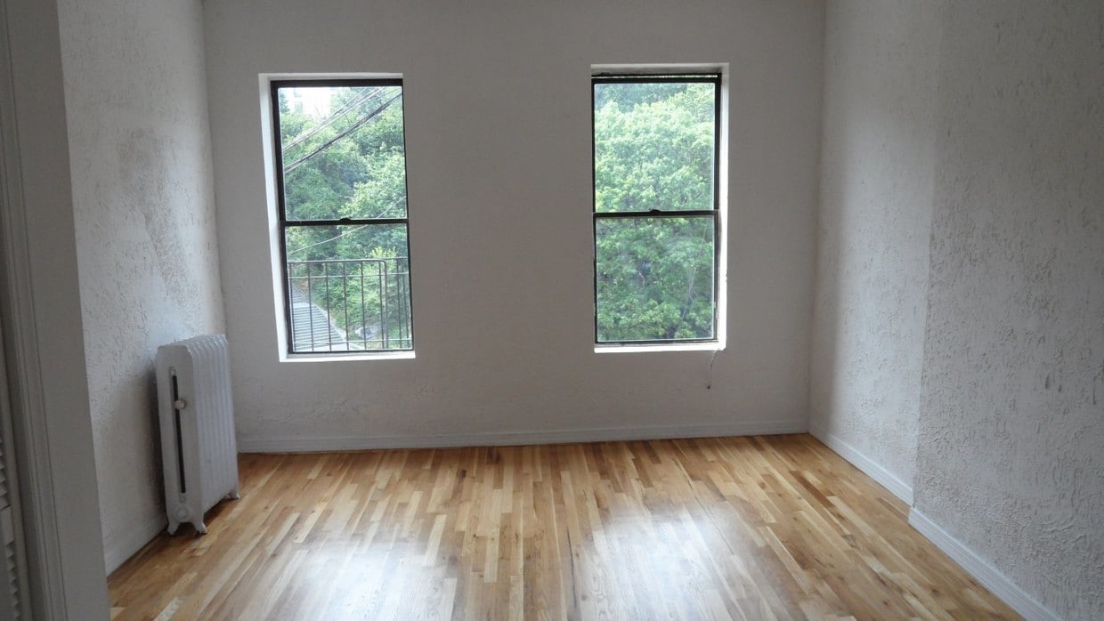Primary Photo - 420 St Nicholas Ave