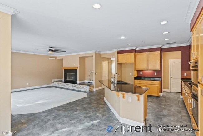 Building Photo - 5 br, 3 bath House - 2524 Corrie Court, Br...