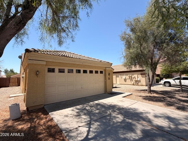 Building Photo - 8409 W Payson Rd
