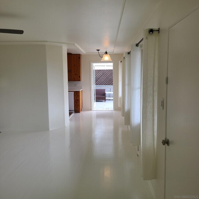 Foto del edificio - 610 Nob Ave