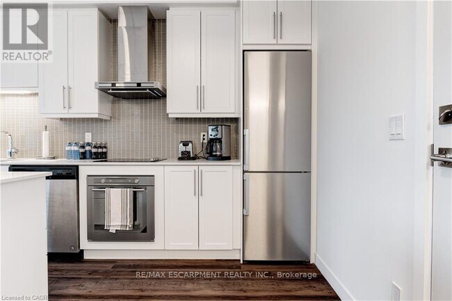 Photo du bâtiment - 2087 Fairview St