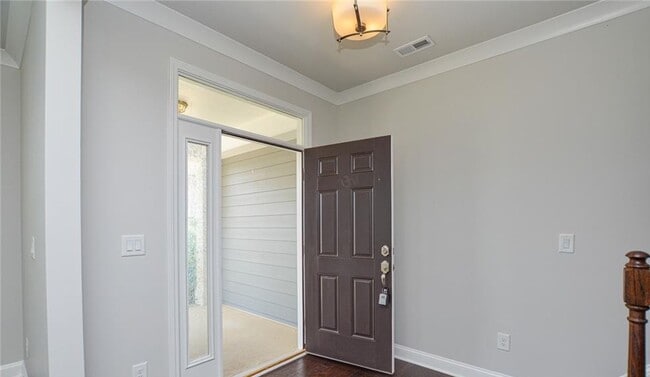 Foto del edificio - Charming 3BR/2.5BA Townhome located in Cab...