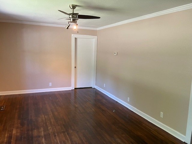 Foto del edificio - 915 W Pyburn St