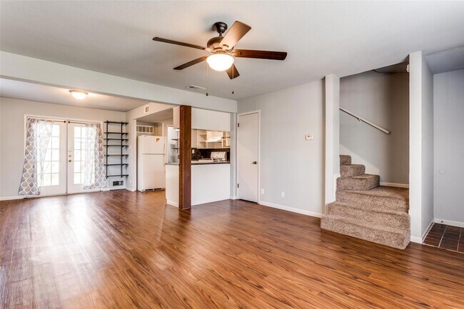 Building Photo - 2212 Lanier Dr