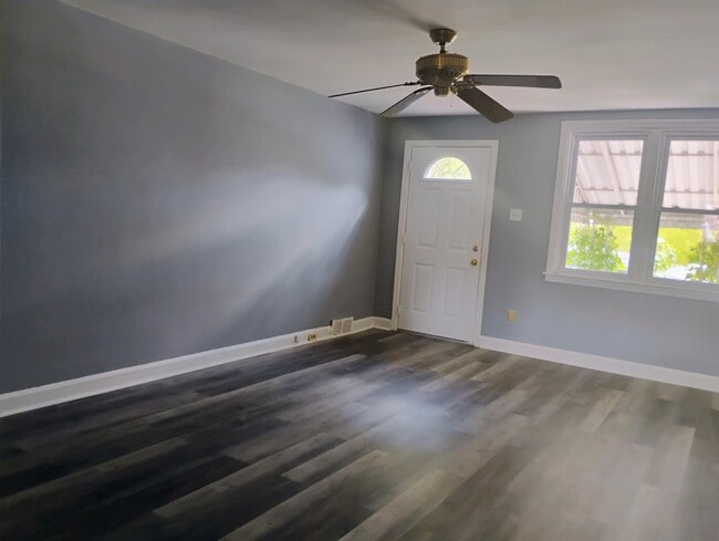 Photo - 2531 Irvington Rd (Drexel Hill, PA) House