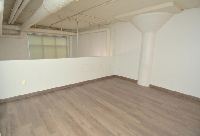 Building Photo - 60 E Spring St