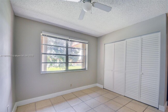 Building Photo - 114 Lake Anne Dr