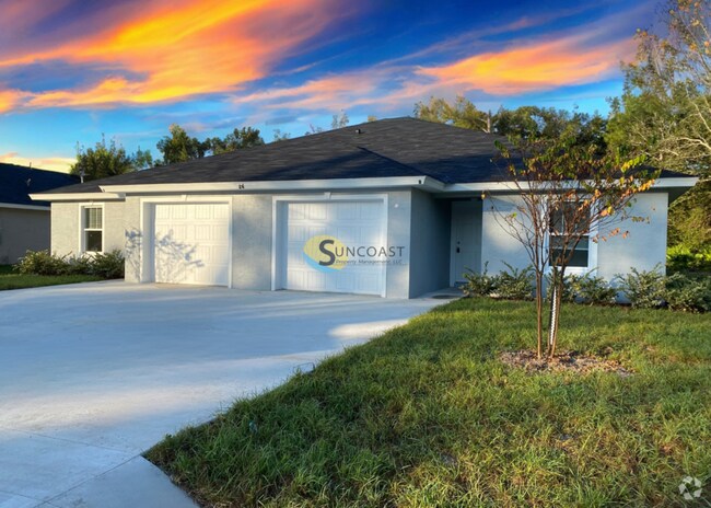 Building Photo - 1 Rosecroft Ln