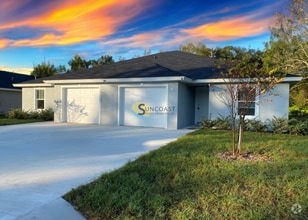 Building Photo - 1 Rosecroft Ln