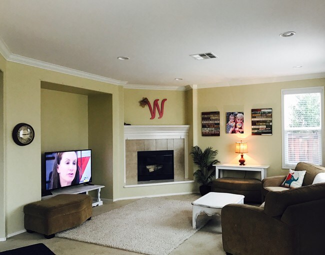 Foto del edificio - 39288 Half Moon Cir