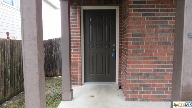 Building Photo - 5612 Malarkey Rd
