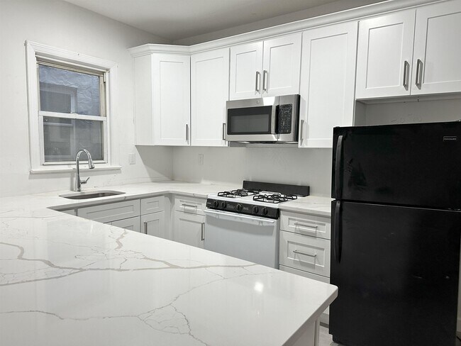 Foto del edificio - 7405 Broadway