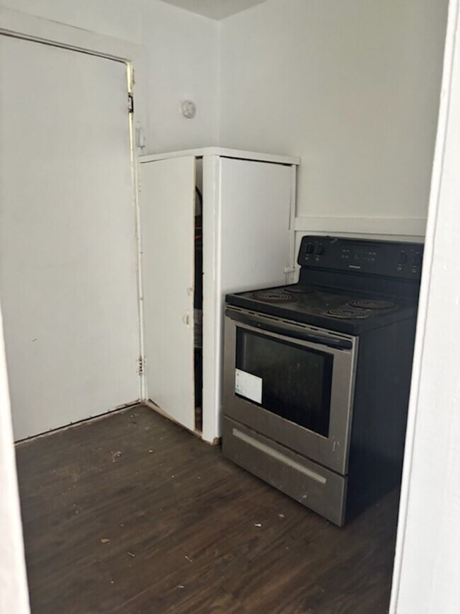 Foto del edificio - 320 Heloise St