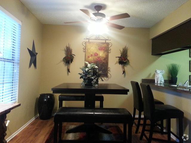 Comedor - River Ranch Apartments